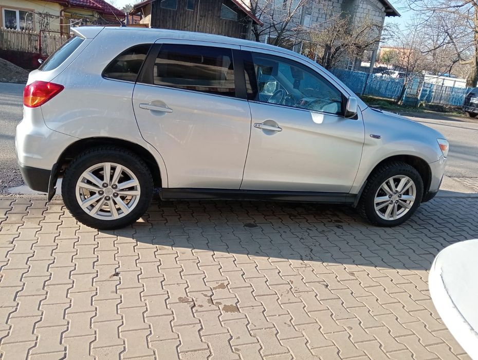 Vand Mitsubishi asx 2013