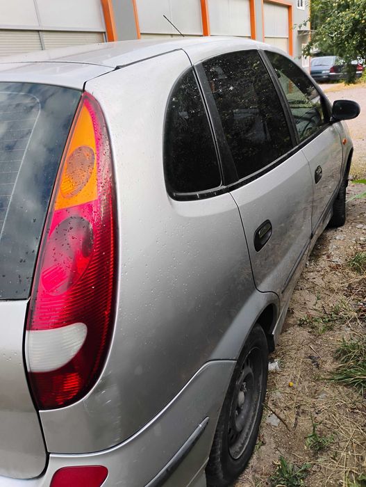 Nisan almera tino в много добро състояние изгодно