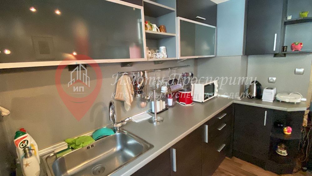 Дава се под наем Тристаен апартамент в София, Лозенец - 85 кв.м за 800 € - Снимка #7