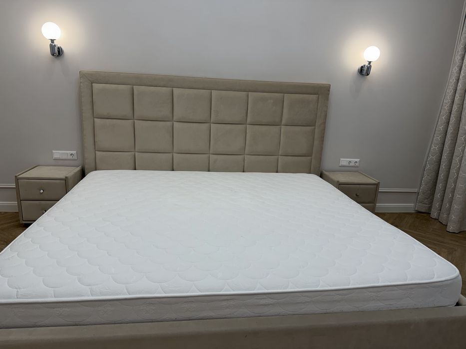 Продам кровать двуспальную