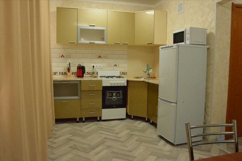 Сдается 4х комнатная квартира посуточно