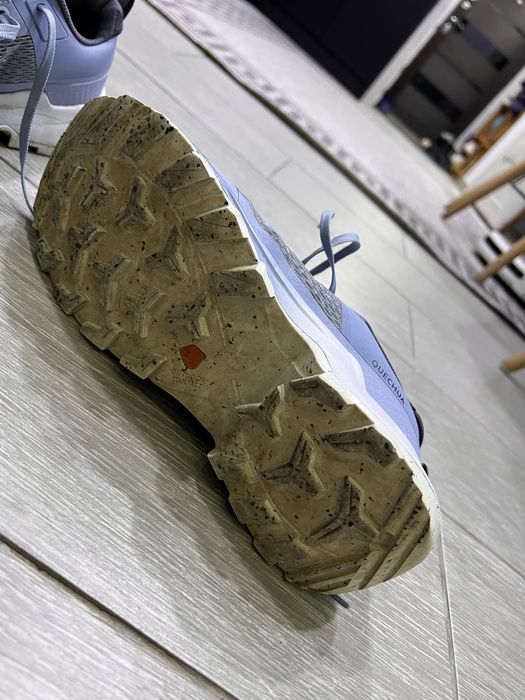 Кроссовки треккинговые Quechua