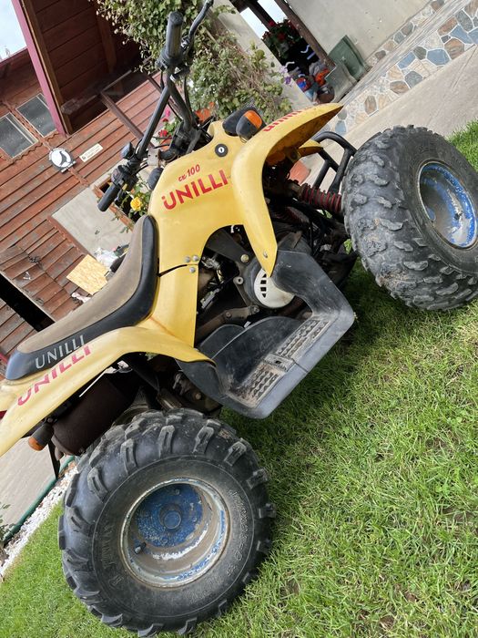 Vand ATV in stare perfecta