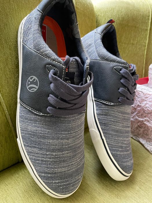 Нови спортни обувки  s.Oliver, 44 номер