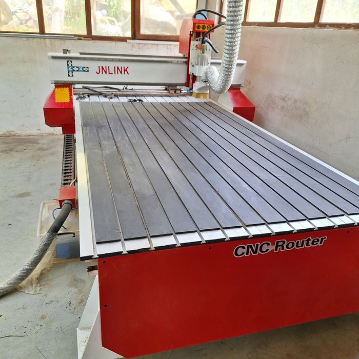 Продавам sns машина