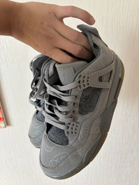 Nike Air Jorban 4 Retro × Kaws оригинал