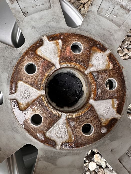 Jante R16 5x120 6.5j ET62 Centru ghidaj butuc 65.1  Volkswagen Amarok T5 , T6 Crafter [mk4]