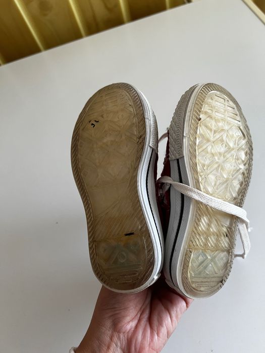 Papuci pentru copii mărimea 23