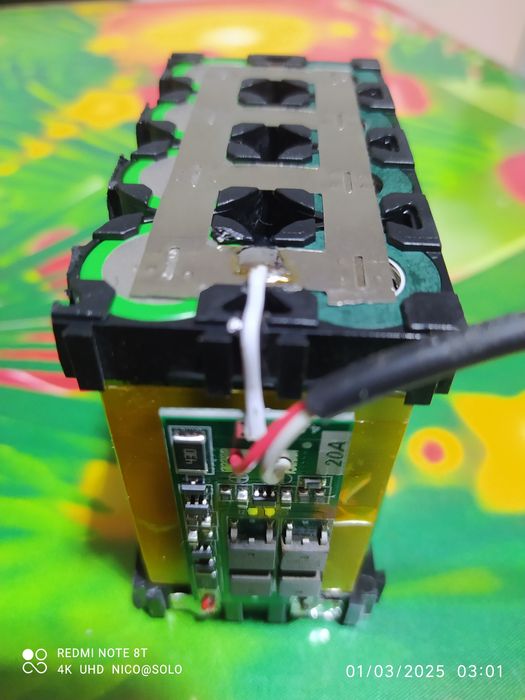 Изработвам батерии за лодки .