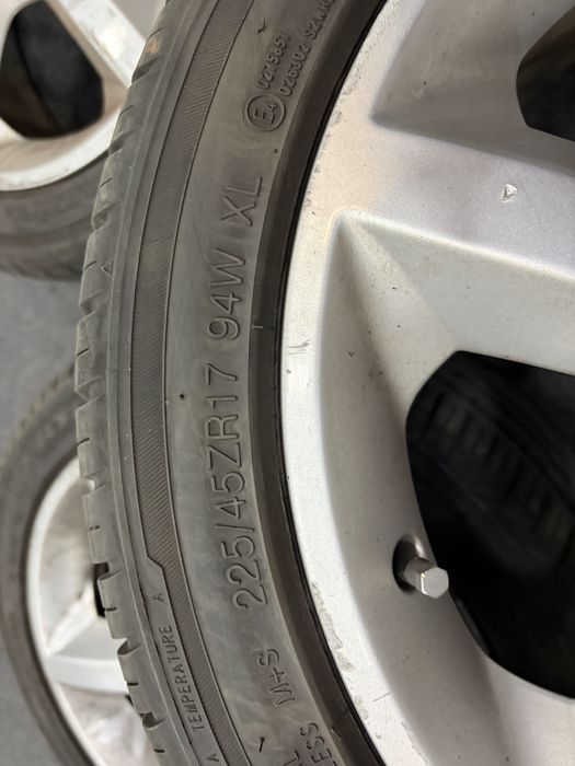 Jante R17 cu anvelope de vară