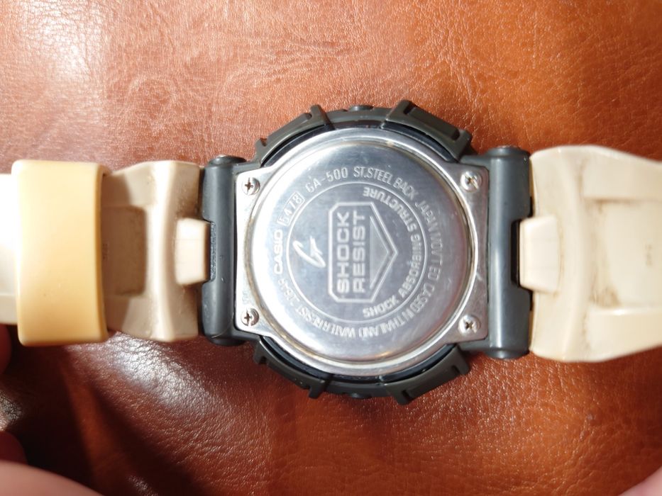 Продам часы G Shock GA-500-7A