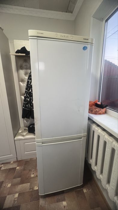 Срочно продам холодилник