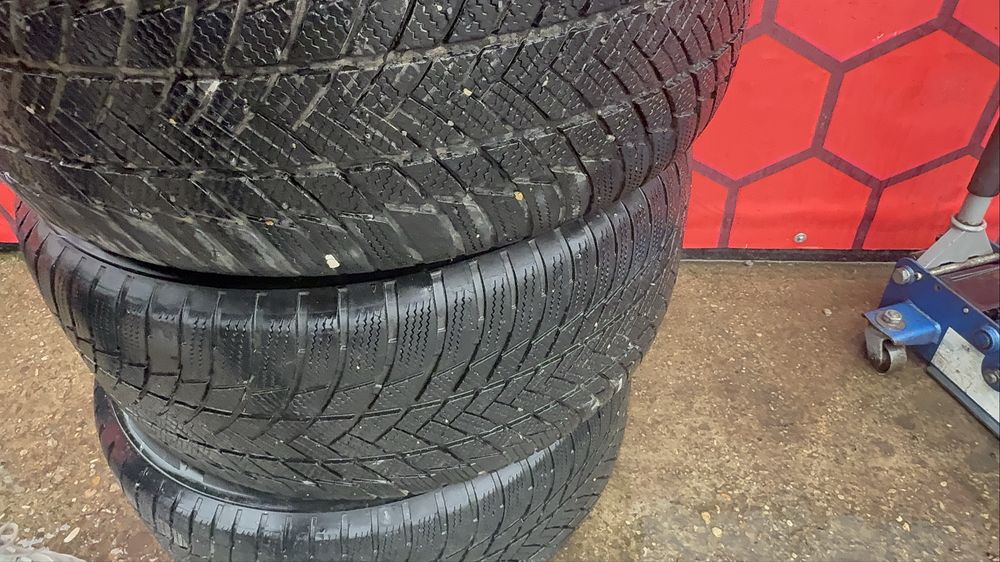 Cauciucuri Iarna RUNFLAT 265.50 R19 110 V Bridgestone
