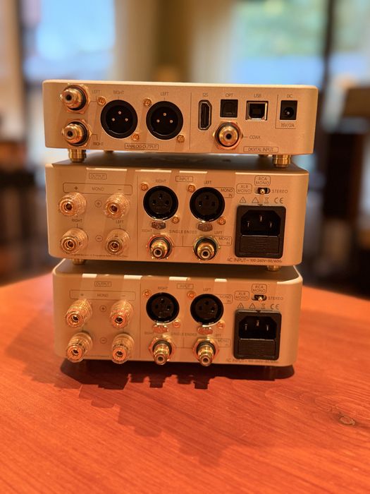 LAiV Crescendo VERSE (DAC R2R / preamp / amp de casti) + 2× LAiV Crescendo CHORUS (power amps GaN)  – sistem Hi-Fi complet