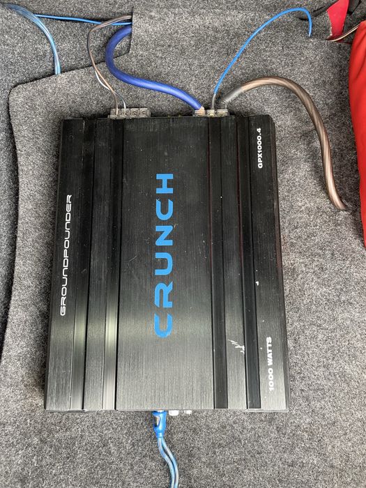 Subwoofer auto CRUNCH + statie