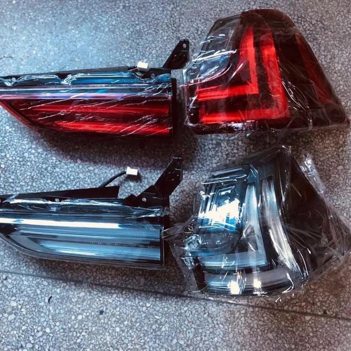 Фары на Lexus 570