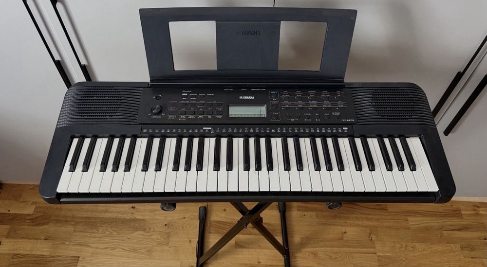 Синтезатор “Yamaha”