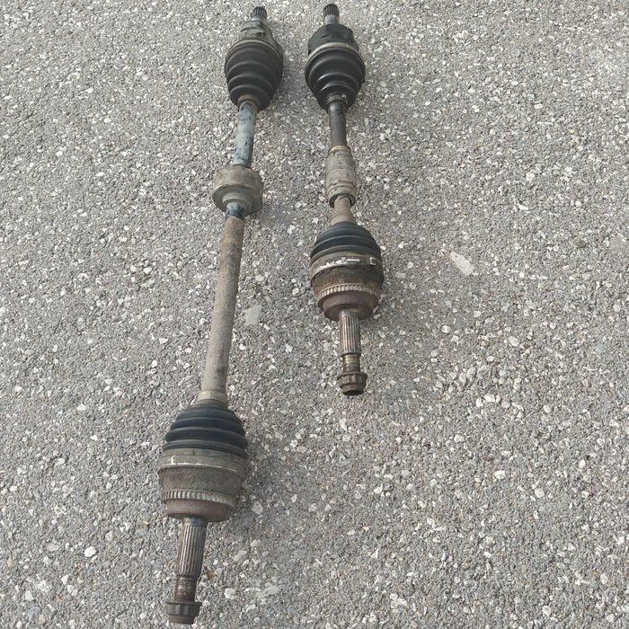 Полуоски за Toyota Corolla Verso 2009 - vvt-i