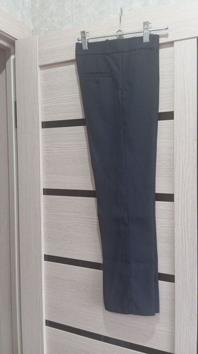 Продам школьную форму