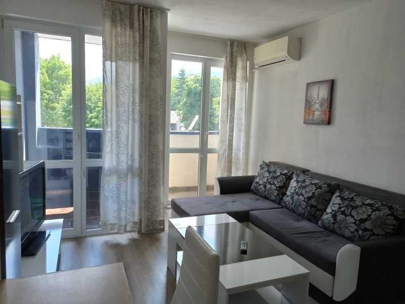 Дава се под наем Двустаен апартамент в София, Студентски град - 56 кв.м за 518.67 € - Снимка #2