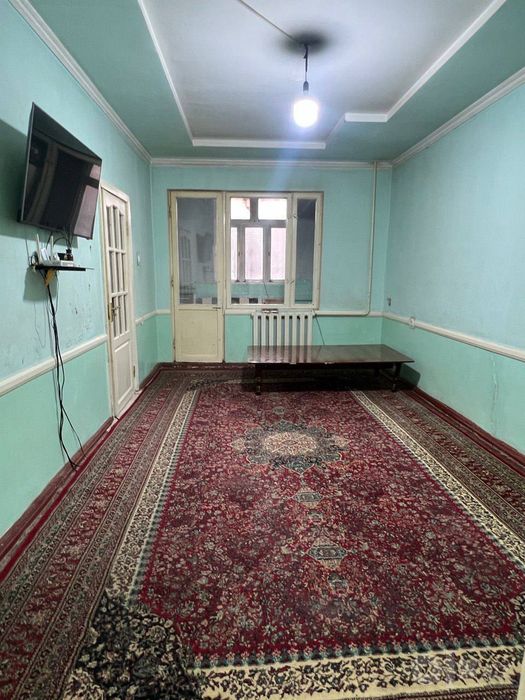 Урикзор из-за Камчатка 3/1/4 бал 1.5х6. 68м2 зангиота район СРОЧНО