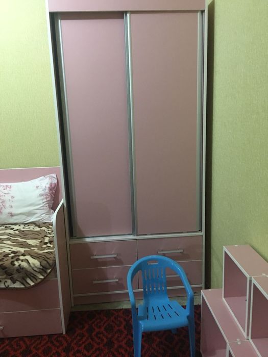 Гарнитур спальный, для девочки