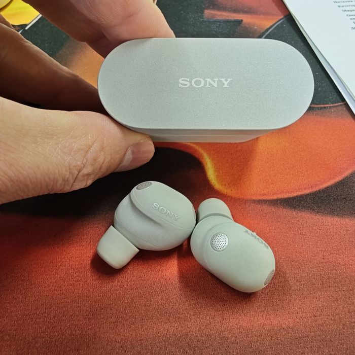Слушалки Sony - WH-1000XM6