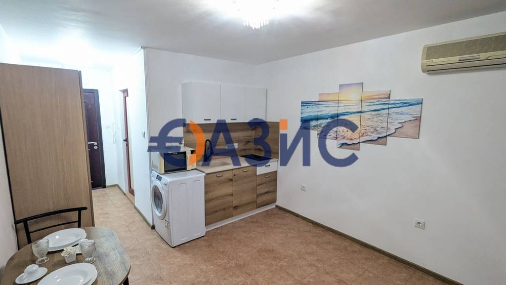 Продава се Едностаен апартамент в к.к. Слънчев бряг - 33 кв.м за 804 €/кв.м - Снимка #3