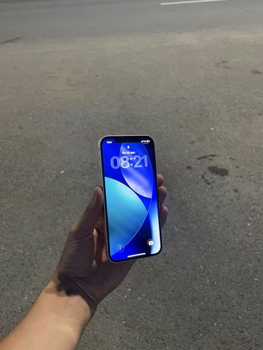 Продам iPhone 12 64GB