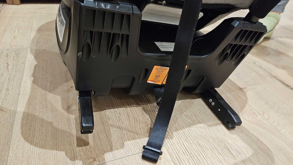 Детско столче за кола Safe Rotate i-Size с IsoFix база Mountain Buggy