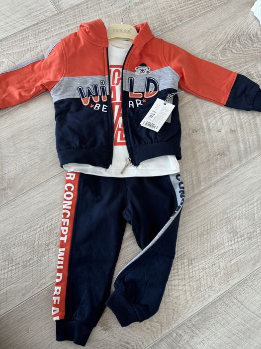 Продам детский костюм новые турецского производства