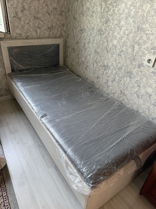 Продам кровать односпальная