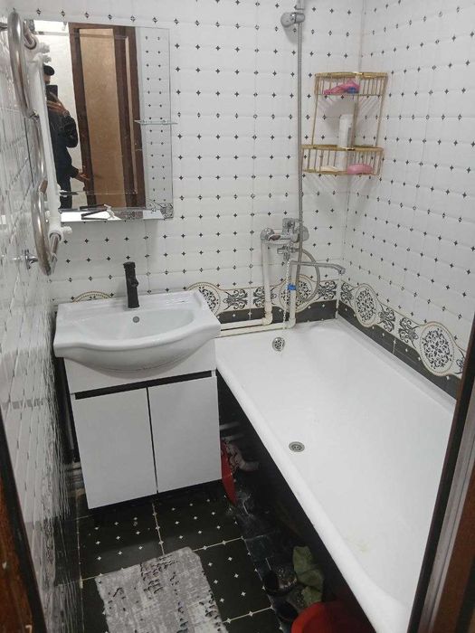 Янги тамирланган 3 хонали квартира ижарага берилади Конечка масжид