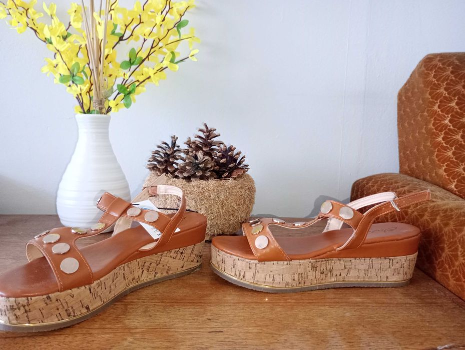 Дамски сандали Тенденз