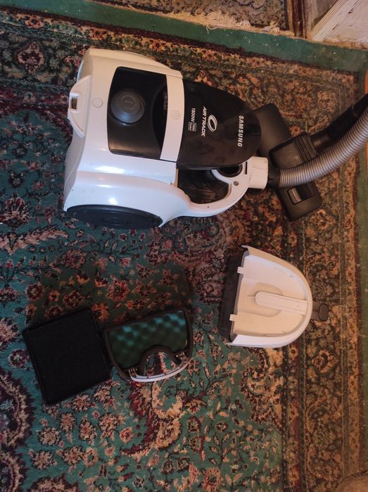 Продается пылесос