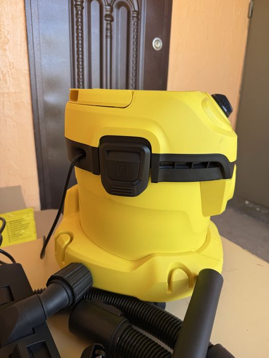 Строительный пылесос Karcher