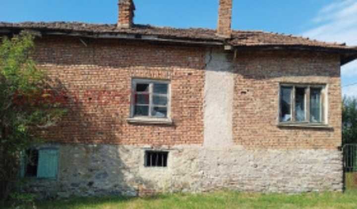 Продава се Къща в Елин Пелин - 142 кв.м за 39906 €/кв.м - Снимка #4