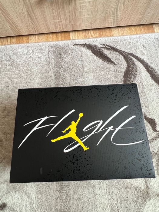 Retro 4 Thunder ,marimea 41