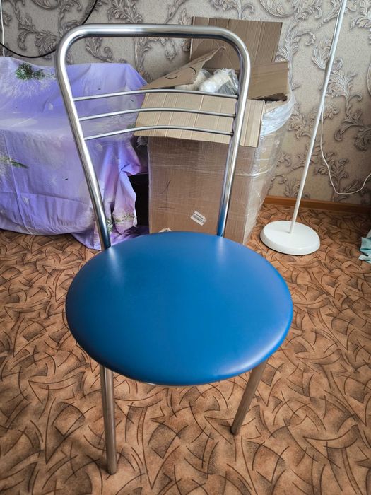 Продам кухонные стулья