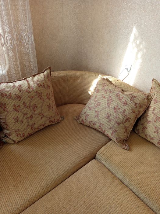 Диван угловой раздвижной