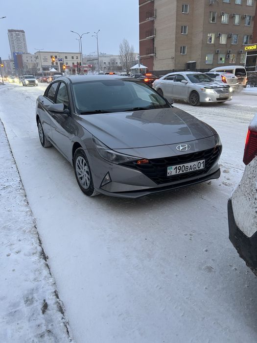 Продам машину ..