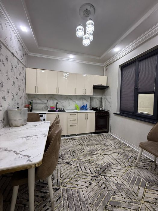 Хонобо беруний махаллада коттедж сотилади