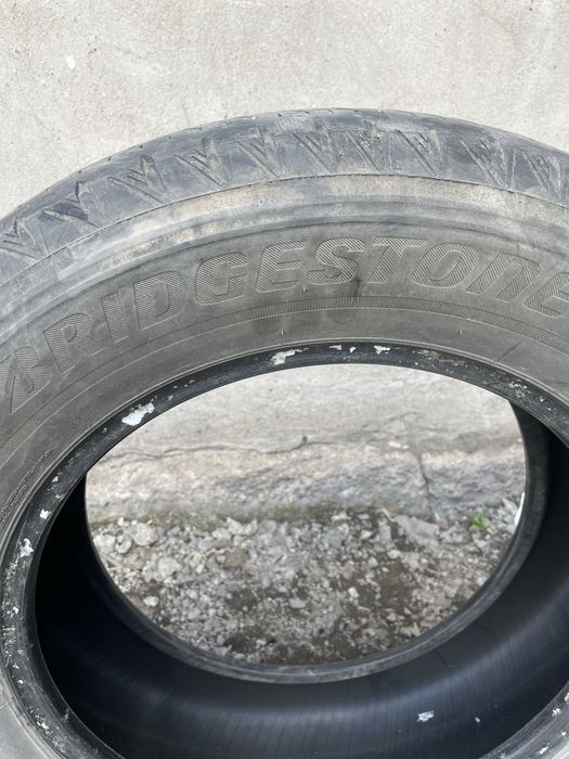 Продаю б/у шина Bridgestone