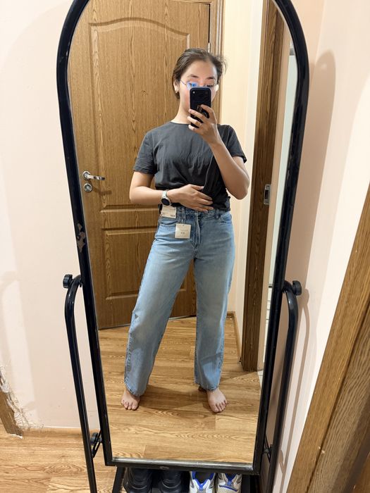 Джинсы Uniqlo JW Anderson