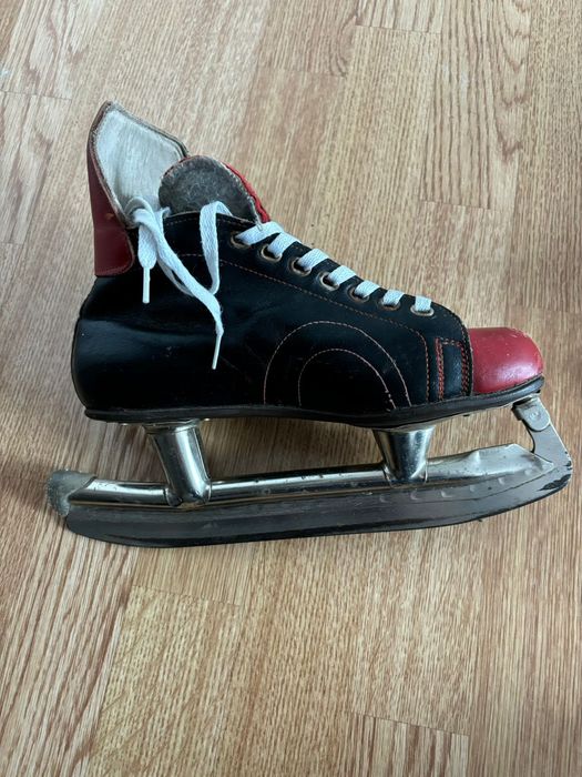 Коньки 2 пары шт