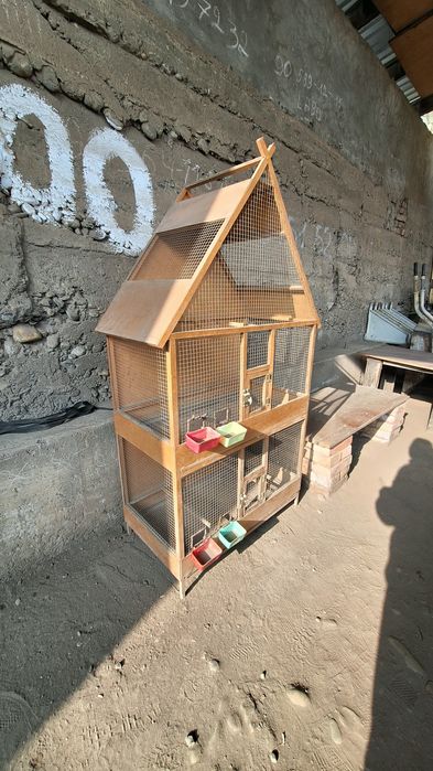 Qush uchun katak sotiladi