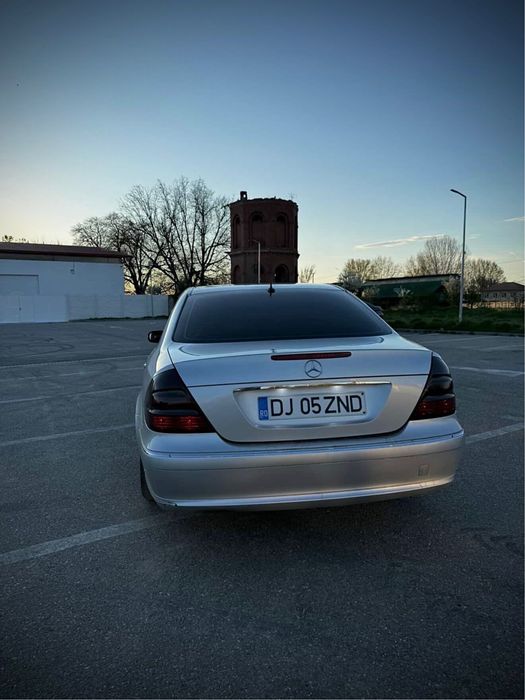 MERCEDES-BENZ E-Class 2004 — imagine 2