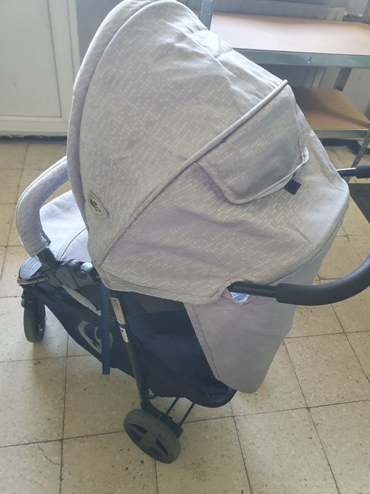 Продавам бебешка количка