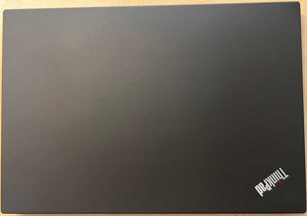 Lenovo ThinkPad T14 gen 1, reconditionat (i5, 16 GB RAM, 256 GB SSD)