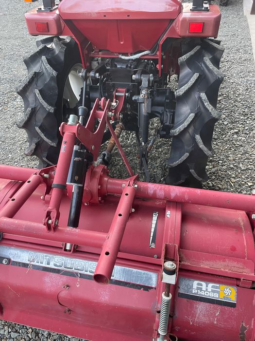 Tractor japonez Mitsubishi  21-CP ,4x4